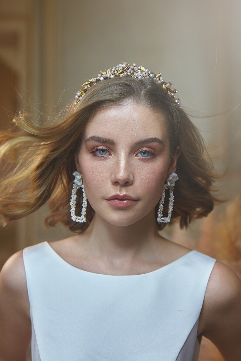Marchesa Bridal Crown, Pearl Tiara, Statement Tiara, Gold Crown, Floral Tiara, JONIDA RIPANI Made in Italy image 2