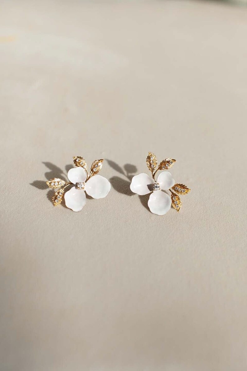 Rose Mary Flower Stud Earrings, Stud Bridal Earrings, Botanical Earrings, Floral Bridal Earrings, JONIDA RIPANI Made In Italy image 2