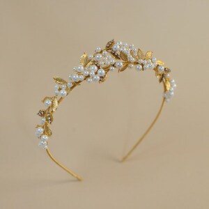 Marchesa Bridal Crown, Pearl Tiara, Statement Tiara, Gold Crown, Floral Tiara, JONIDA RIPANI Made in Italy image 3
