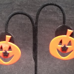 Details about Handmade felt Jack O’ Lantern earrings-Halloween Earrings-Handcrafted Jewellery Details about Handmade felt Jack O’ Lantern earrings-Halloween Earrings-Handcrafted Jewellery