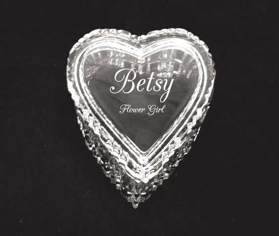 Personalized Wooden Jewelry Box Christmas Keepsake box Heart shaped jewelry box Quinceanera Heart Jewelry box Bat Mitzvah Keepsake box