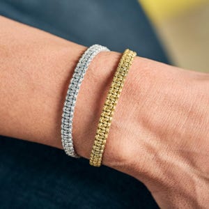 Metallic Macrame Bracelet Gold Woven Jewelry Handmade Colombian Accessory Silver Knotted Adjustable Statement Piece Artisan Thread