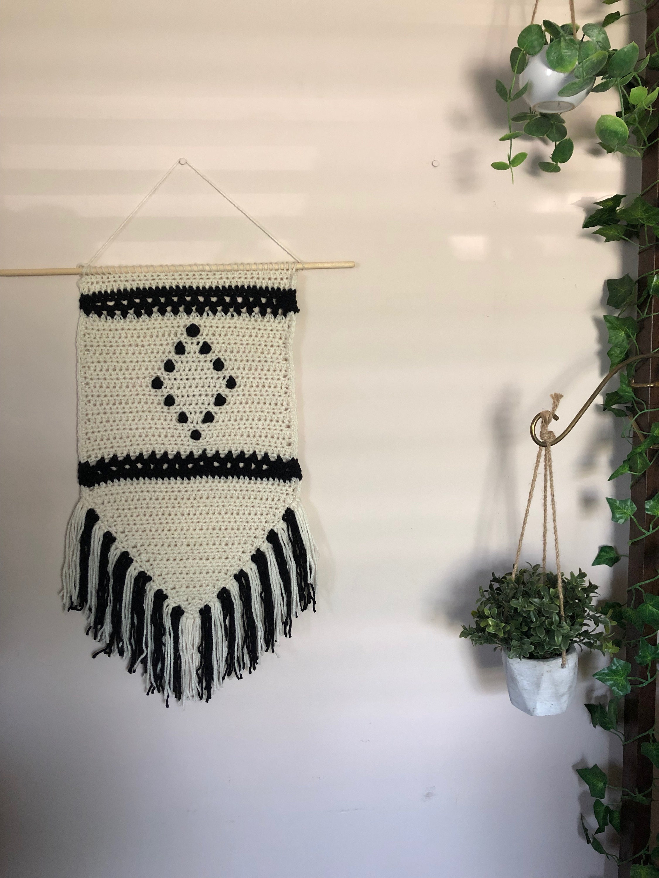 Boho Yarn Wall Hanging Boho Wall Decor Crochet Home Decor Etsy