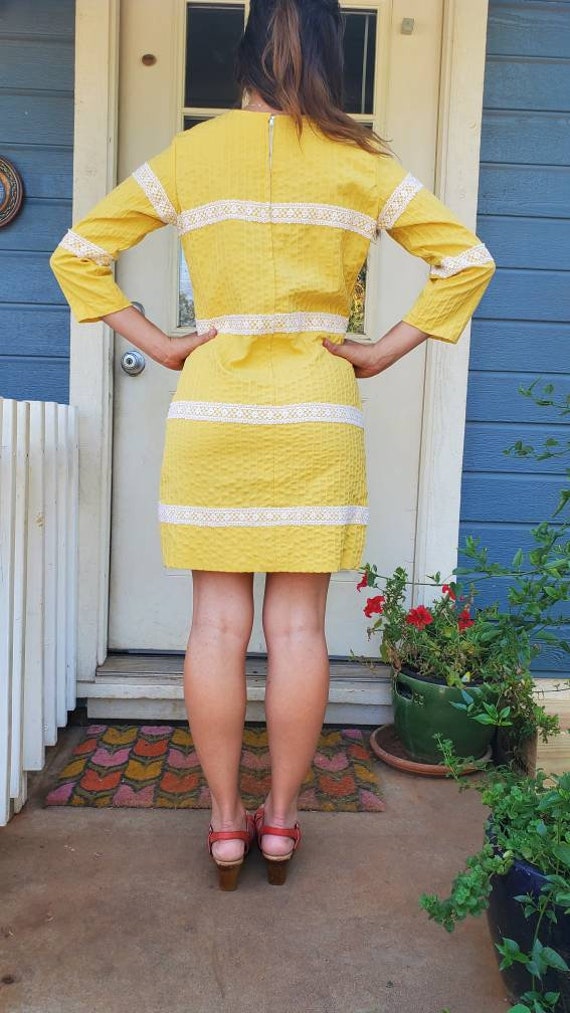 1960s yellow wiggle dress • small - image 7