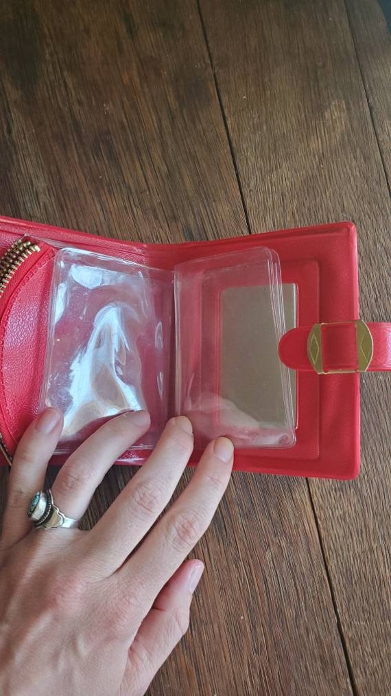 1970s red wallet Gem