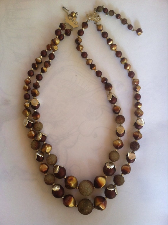 1950s brown necklace