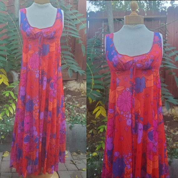 1960s Olga nightgown • size small