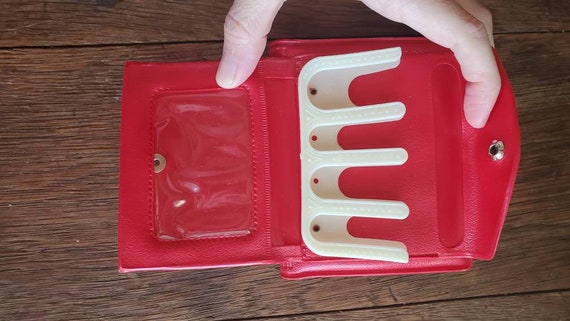 1970s red wallet - image 6