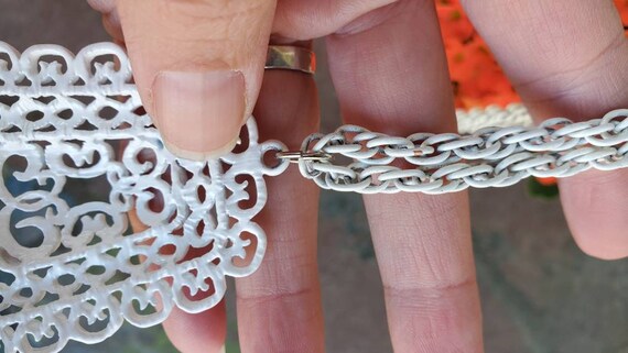 1960s white metal necklace - image 4