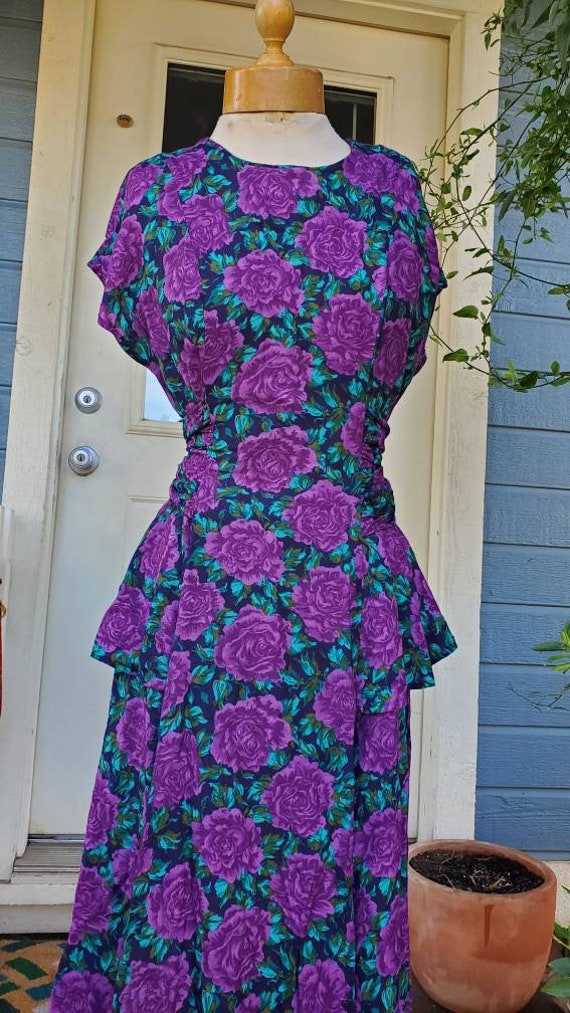 Vintage 1980s does 1940s peplum rose dress • small - image 8