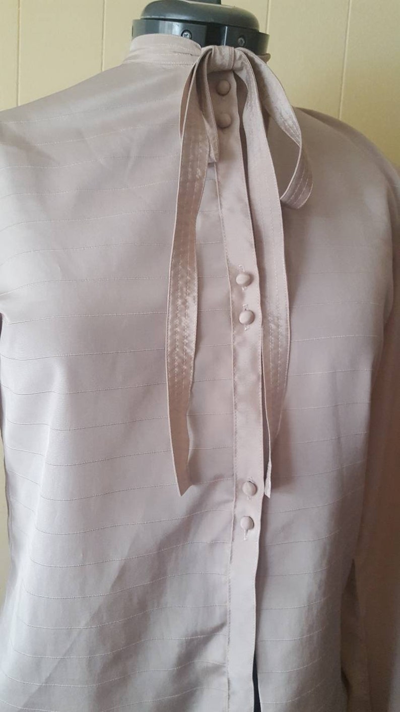 prairie blouse 1980s light taupe beige color silky light weight blouse with tie and buttons cowgirl western