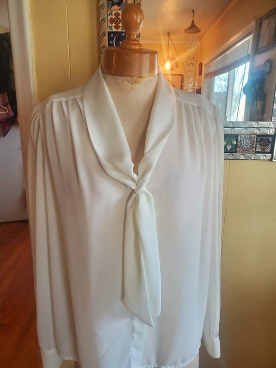 1980s white career blouse with  bow • large - image 7