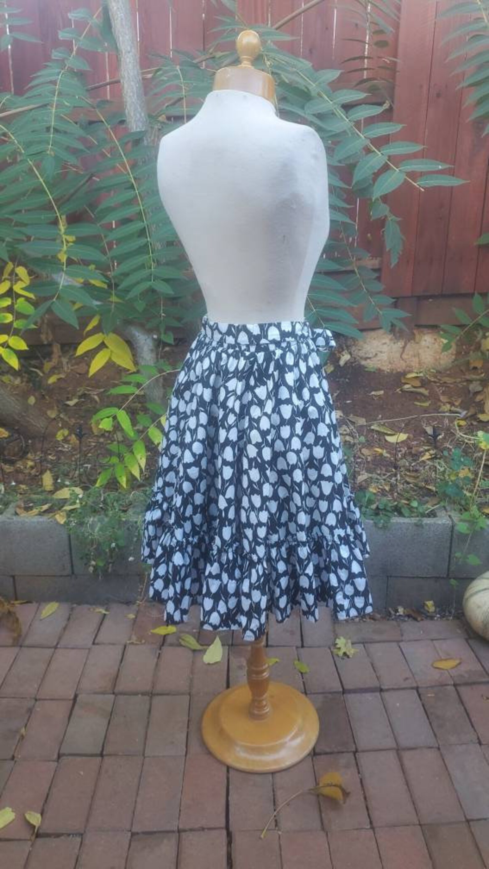 Vintage Square Dancing Skirt Black and White Twirling Skirts Etsy