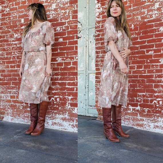 1970s floral peasant dress • s/m - image 1