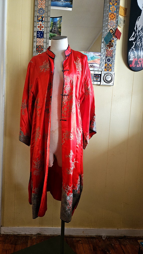 1920 Antique Chinese Robe Embroidered