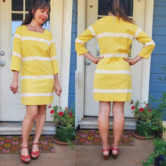 1960s yellow wiggle dress • small - image 1