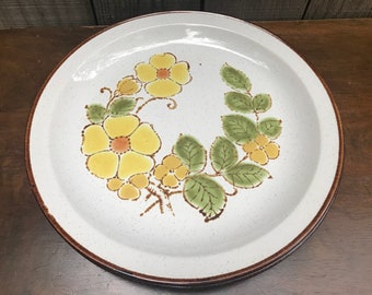 Set of 2 - Stoneybrook International China "Wildflower" Platters ~ Stoneware Japan