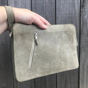 PETER.Paris Small Suede Wrist Clutch