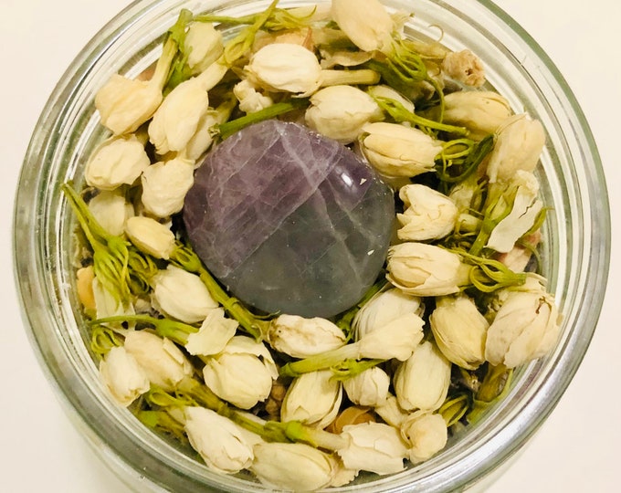 Featured listing image: Divine Goddess Soak with Crystal gift – A Sensuous Goddess Bath Experience