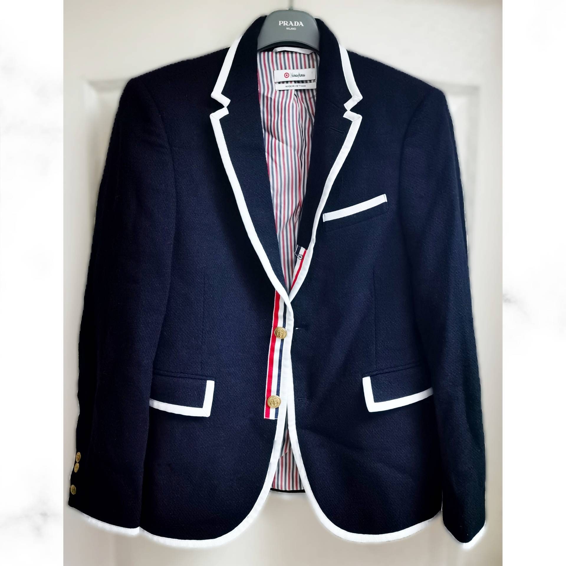 r*8様 THOM BROWNE x Neiman Marcus NEIMAN MARCUS TARGET THOM BROWNE NAVY WOOL BLAZER JACKET