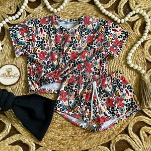 Oversize Rocker Tee & Breezy Shorts | Rocker Outfit | Rock Band Outfit | Oversized TShirt | Flowy Shorts