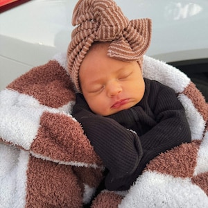 Urban Rib Headwraps | Urban Rib Bows | Wavey Rib Bow | Rib Knit Bow | Baby Bows | Bow Headwraps