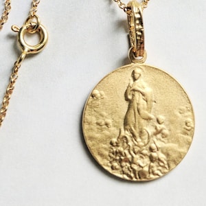 Mary Magdalene Carried by Angels 20mm, 18K Gold Vermeil Italian Chain Pendant, Guardian Angels, Catholic Saint Medal