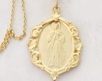 Necklace - Divine Mercy / Jesus I Trust In You! 21x30mm - 18 K Gold Vermeil + 18 inch 18K Gold Vermeil Chain