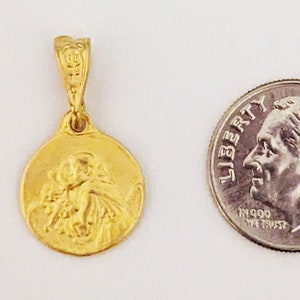 Medal - Tiny St Anthony & Baby Jesus 13mm - 18K Gold Vermeil