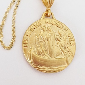 Necklace - Les Saintes-Maries de la Mer 26mm - 18K Gold Vermeil + 18 Inch 22K Gold Vermeil Chain