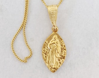 Tiny Mary Magdalene Carried by Angels 10x17mm, 18K Gold Vermeil Italian Chain Pendant, Guardian Angels, Catholic Saint Medal