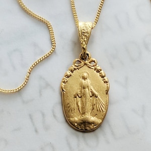 Small Miraculous Medal Necklace 12.5x20mm, 18K Gold Vermeil, 18 Inch Italian 18K Gold Vermeil Chain Chain, Blessed Mother Pendant