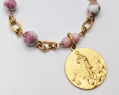 Bracelet - Mary of Magdalene Carried by Angels 18K Gold Vermeil 23mm - Pink Coral and Floral Porcelain - 18K Gold Plated Parisian Chain