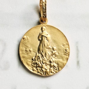 Mary Magdalene Carried by Angels 20mm, 18K Gold Vermeil Pendant, Guardian Angels, Catholic Saint Medal
