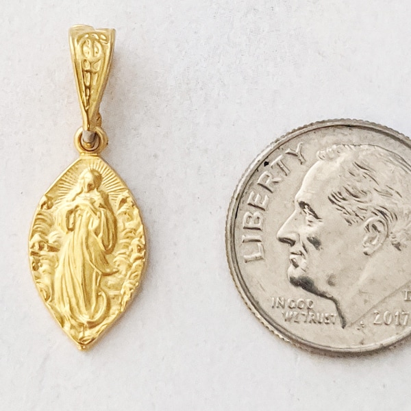 Tiny Mary Magdalene Carried by Angels 10x17mm, 18K Gold Vermeil, Guardian Angels, Catholic Saint Medal