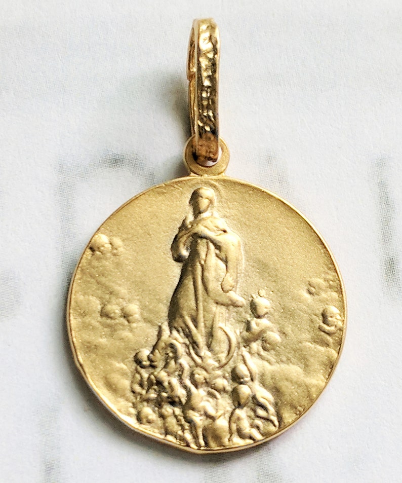 Medal  Mary Magdalene Carried by Angels 20mm  18K Gold image 1