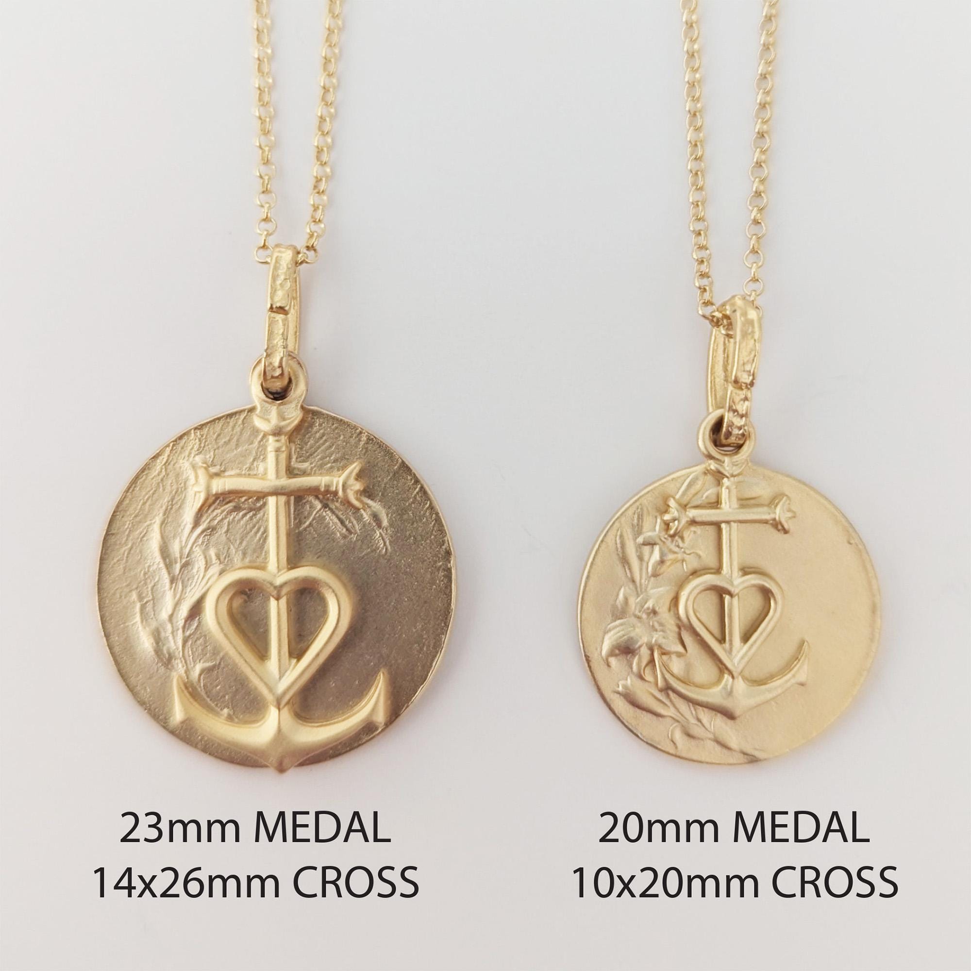 Mary Magdalene Carried by Angels 20mm & Camargue Cross 10x20mm