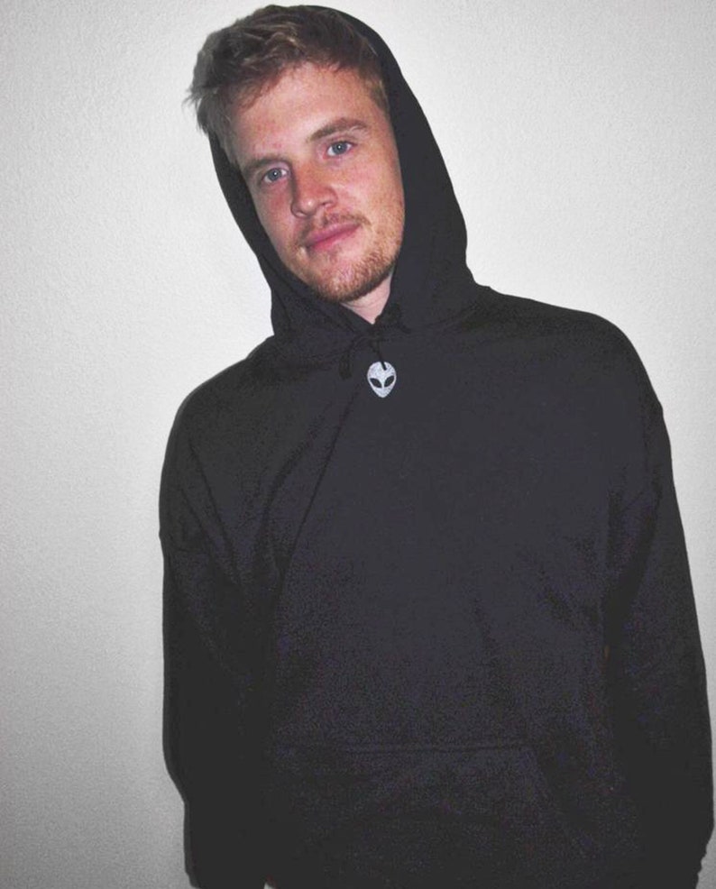 Alien Hoodie Mens Hoodie Alien Shirt Area 51 Shirt UFO Sweatshirt Alien Sweatshirt Men/'s Clothing Boyfriend Gift Mens Sweatshirt