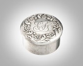 Gorham sterling 1894 gilt interior pill box