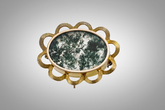 moss agate brooch in 14k setting - image 1