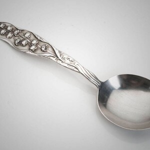 Irian By Wallace Sterling Silver Gumbo Soup Spoon 7" Flatware 