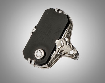 Art Deco 14k diamond & onyx filigree ring