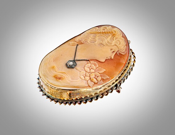 Art Deco 10k & diamond carved shell cameo brooch … - image 3