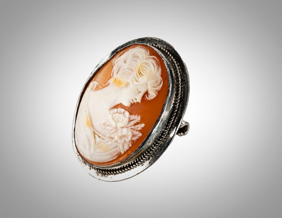 Art Deco carved shell cameo sterling mounted broo… - image 3