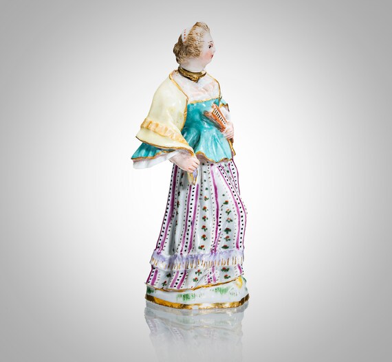 Meissen figural porcelain perfume bottle - image 3