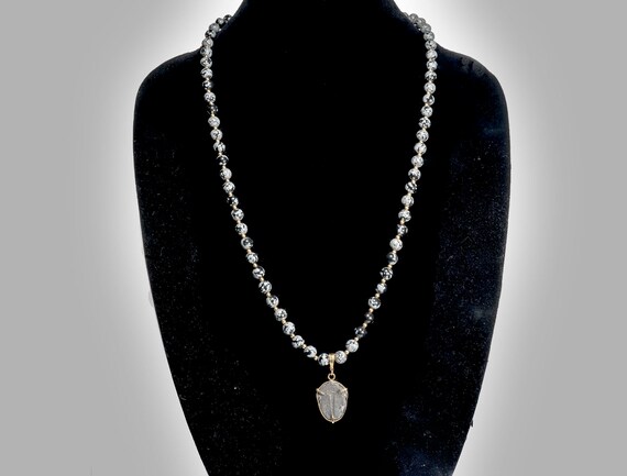 14k & stone beads necklace with detachable fossil… - image 3