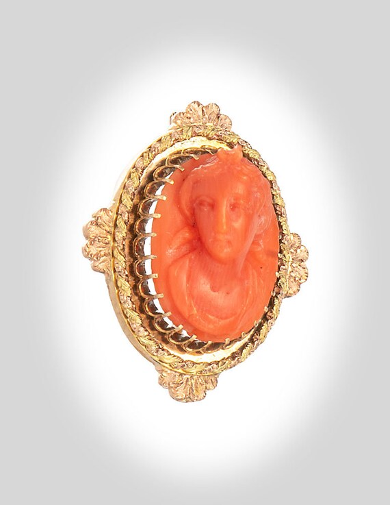 14k carved coral cameo Victorian brooch