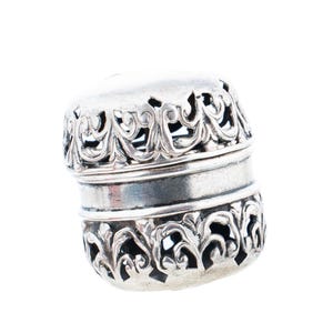 F & B sterling reticulated thimble holder for chatelaine