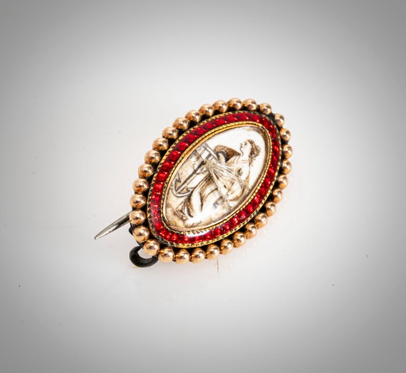 antique 14k enamel hair dissolve painting pin Gem