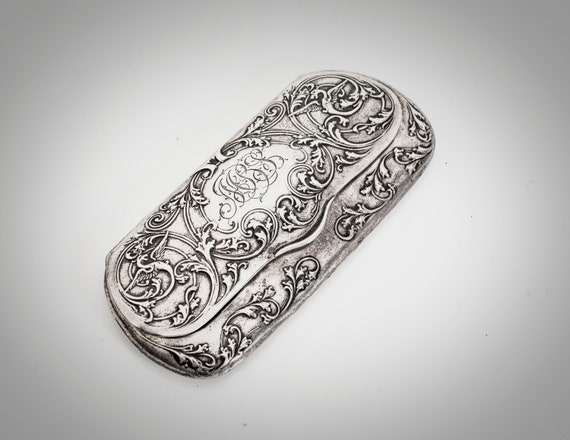 Art Nouveau R Blakinton sterling eyeglass case - image 2